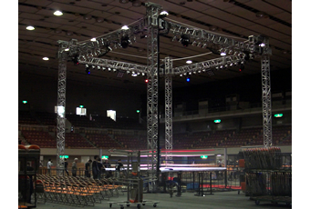 グランドサポートシステム