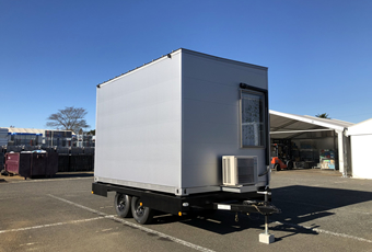 トレーラーハウスレンタル 12ftタイプ シルバー